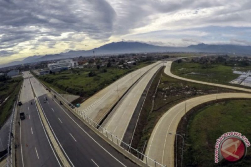 Presiden: Tol Soroja Dongkrak Kawasan Bandung Selatan