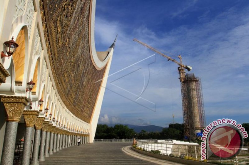 PEMBANGUNAN MENARA MASJID SUMBAR