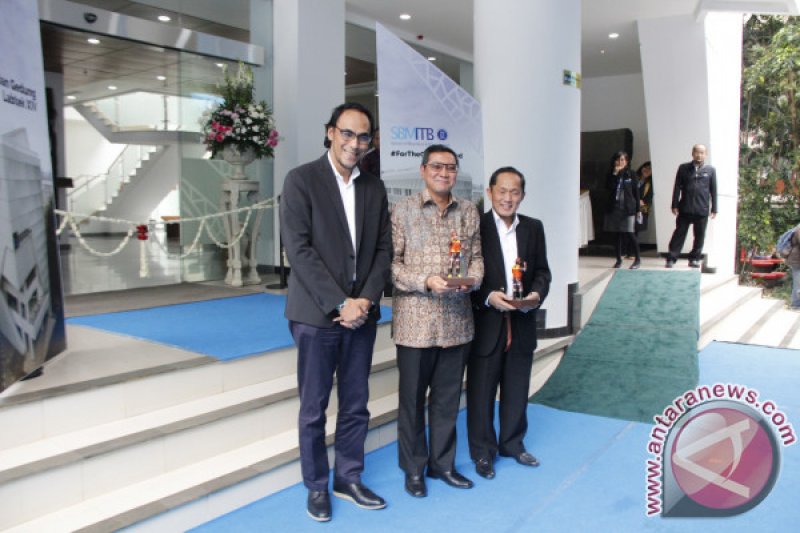 Rektor Resmikan Gedung Labtek XIV ITB