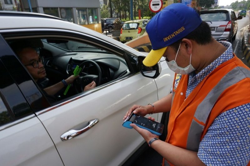 Pasteur jemput transaksi  tol elektronik