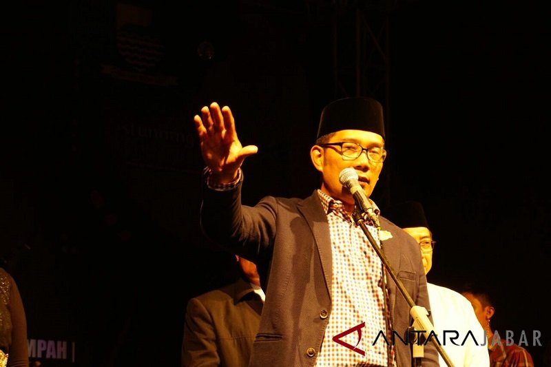 Ridwan Kamil larang pendukung euforia berlebihan