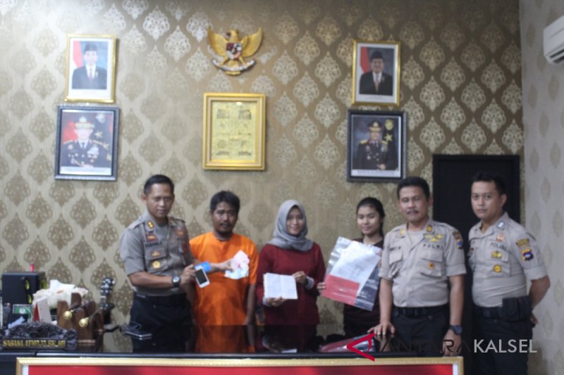 Polres Garut canangkan program SIM di masjid