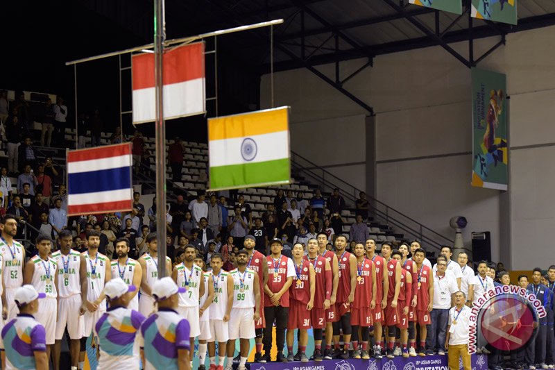 Foto Kemarin: Final Bola Basket Indonesia VS India