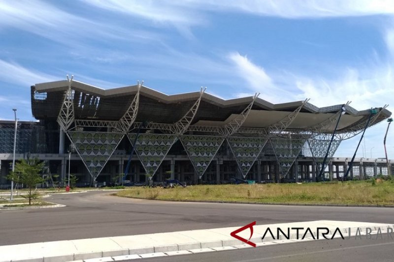 Sultan Cirebon usulkan empat nama untuk BIJB