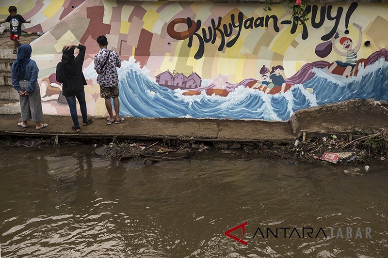 MURAL CAU PISUN BANDUNG