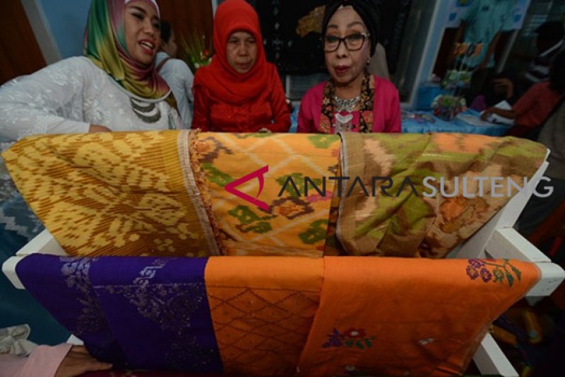 Pameran hasil karya perempuan penyintas