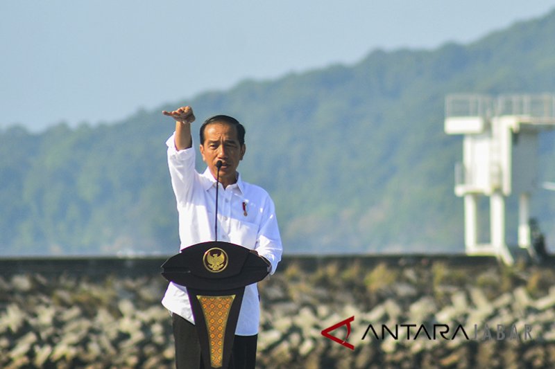 Ini tanggapan Jokowi atas hak lahan Prabowo dan pertemuan dengan Freeport