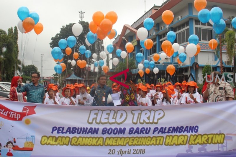 PT Pelindo II memperkenalkan dunia kemaritiman kepada siswa SD