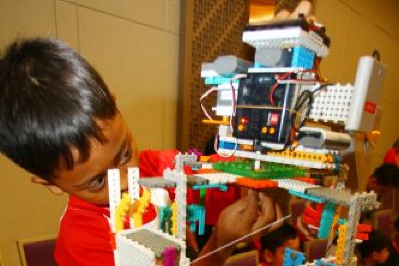Kompetisi Robotic Anak di Indonesia