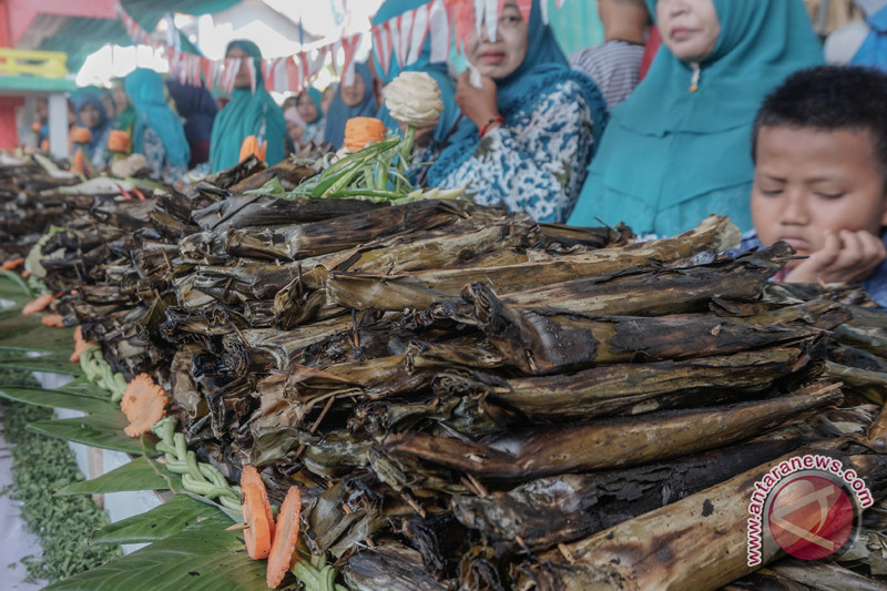 Rekor MURI Pepes Ikan Terbanyak