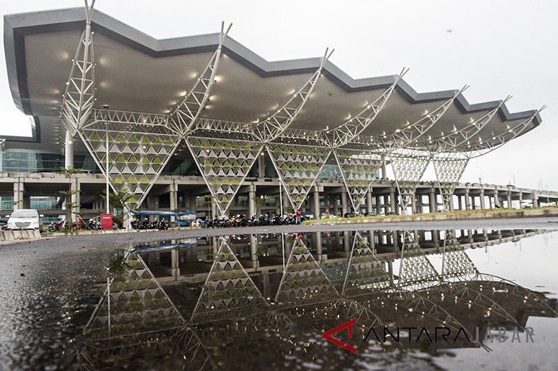 Bandara Internasional Jawa Barat (BIJB) beroperasi