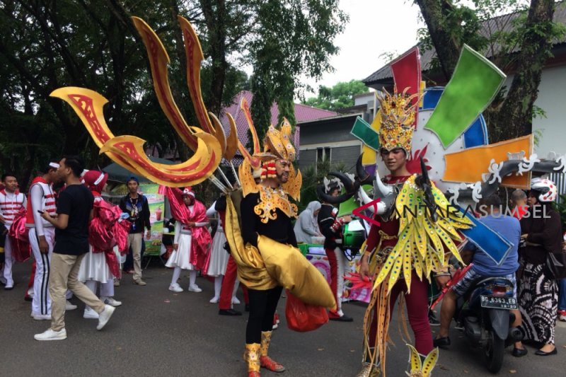 Parade 100 Hari Menuju Asian Games 2018