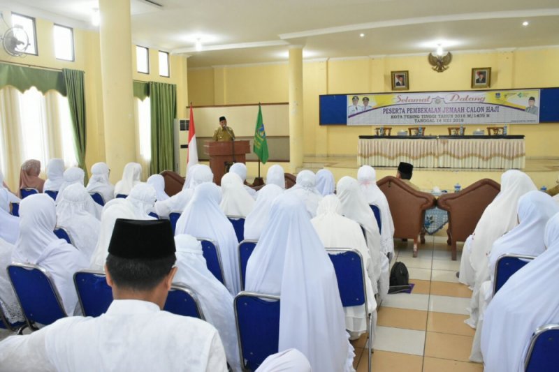 Kapolrestabes Bandung minta masyarakat tenang dan waspada