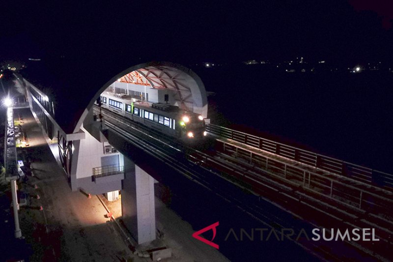 Uji Coba Perdana LRT Palembang