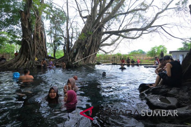 WISATA UMBUL MANTEN