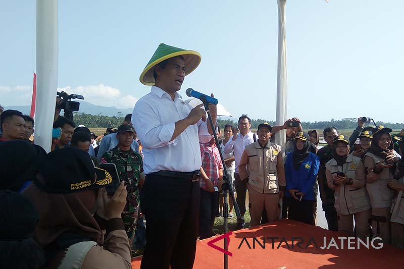 Mentan apresiasi upaya optimalisasi alsintan di Purbalingga (VIDEO)