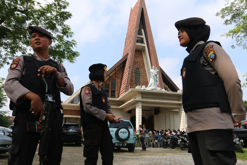 Pengamanan Gereja Medan