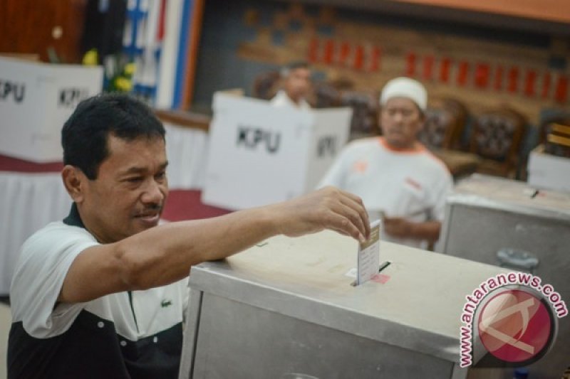 Mantan Bupati Bogor Rahmat Yasin mulai bebas pada Rabu