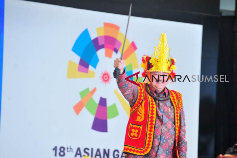 Meriahnya Festival adat Nias di Griya Agung