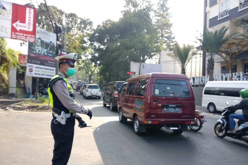 Bandung arah Lembang macet hingga lima kilometer