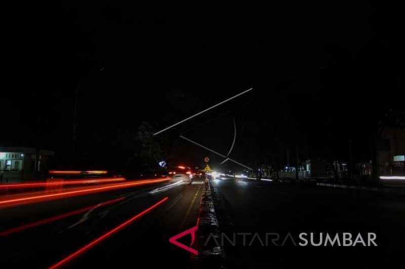 Jalan nasional di Solok Selatan minim penerangan lampu jalan 
