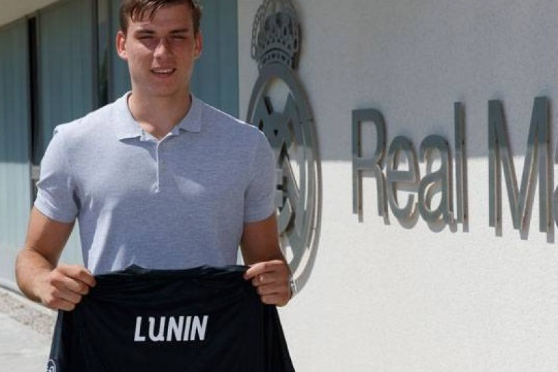 Real Madrid konfirmasi akan mainkan kiper Andriy Lunin di laga pembuka LaLiga