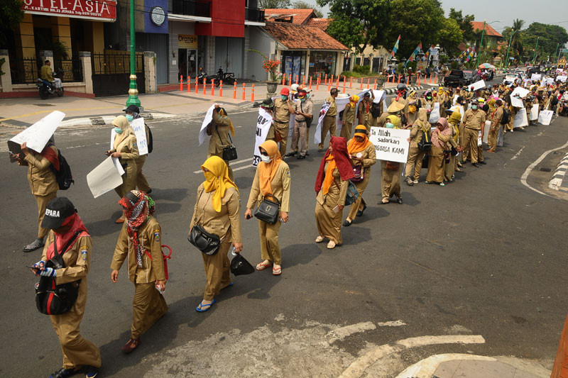 Unjuk rasa guru honorer Jepara