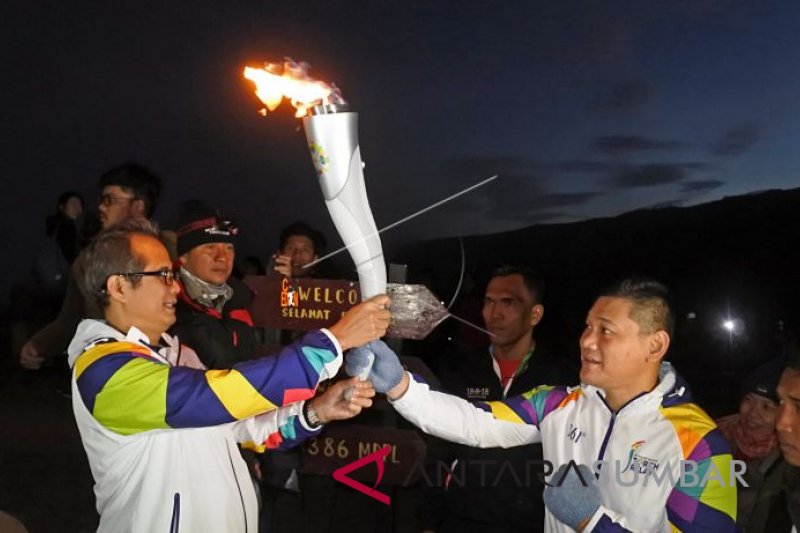TORCH RELAY OBOR ASIAN GAMES IJEN