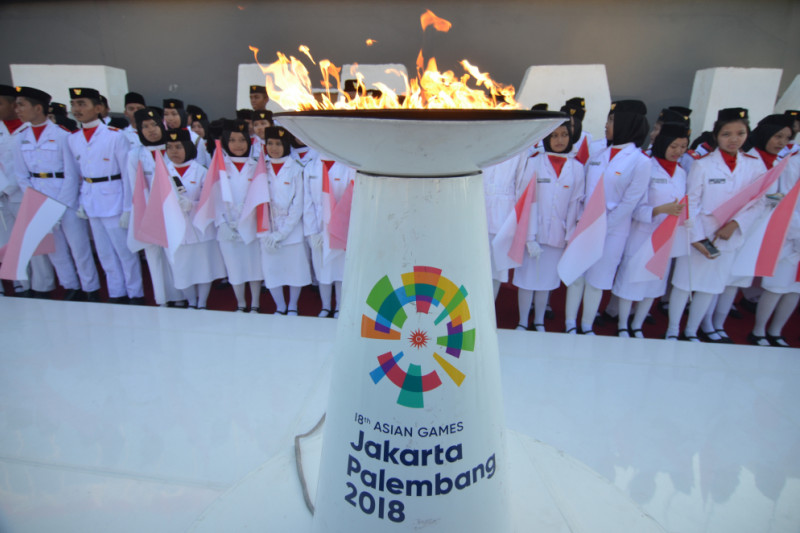 Obor Asian Games diarak keliling Makassar