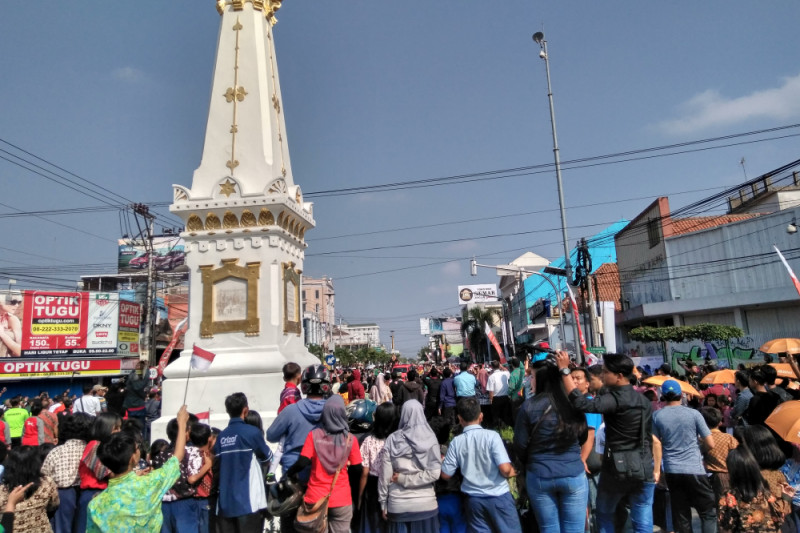 Wali Kota: Yogyakarta bangga jadi kota pertama pawai obor