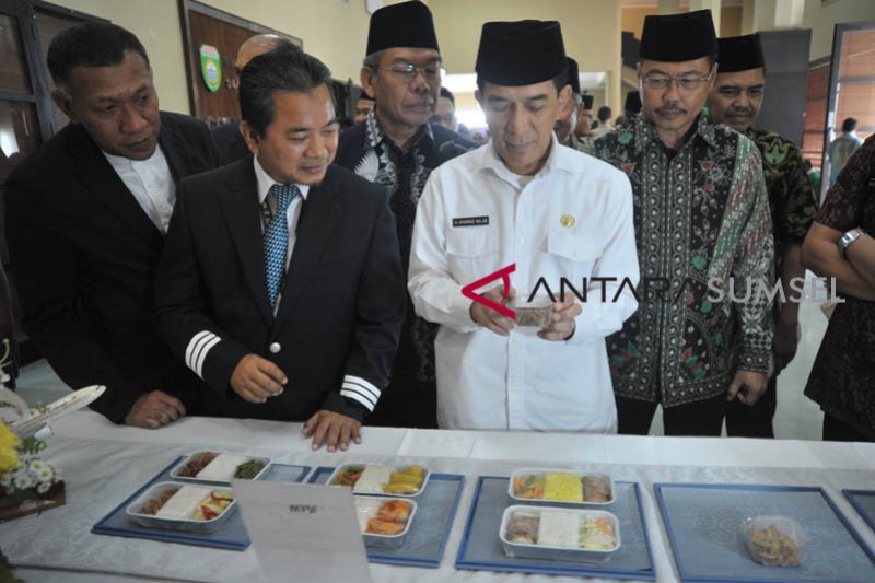 Tes makanan Penerbangan Haji embarkasi Palembang