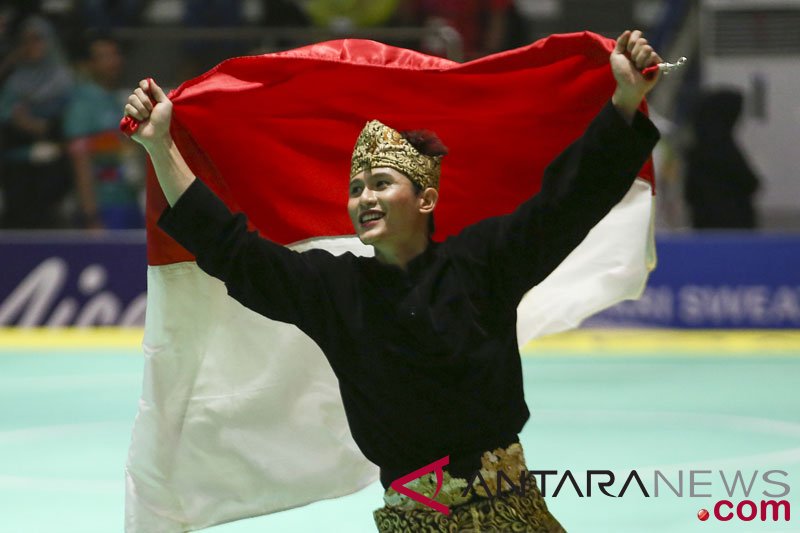 Medali Emas Pencak Silat Seni Tunggal Putra Indonesia