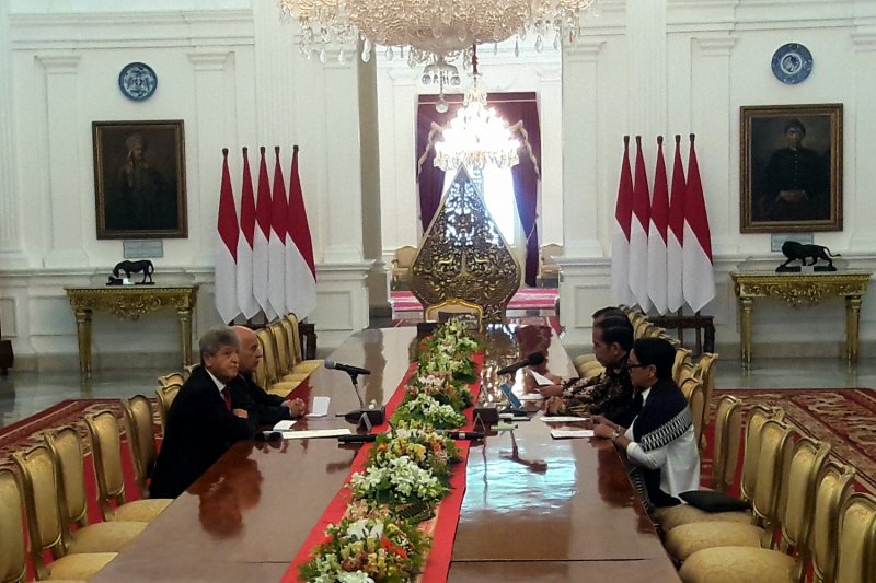 Presiden Jokowi terima ketua komite olympic Palestina