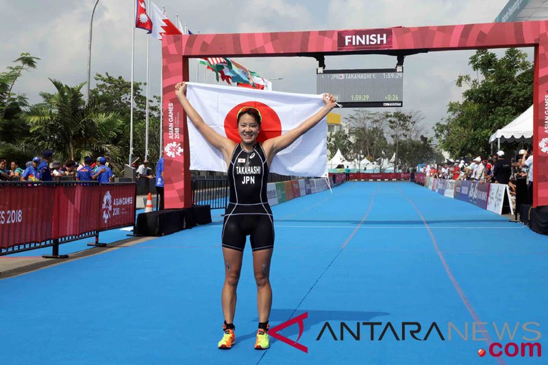 Juara Triathlon Putri