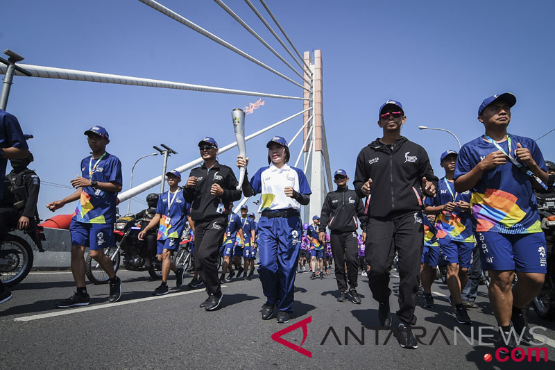 Pentas seni meriahkan Kirab Obor di Garut