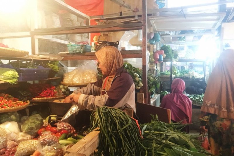 Harga kacang panjang di Bandung naik