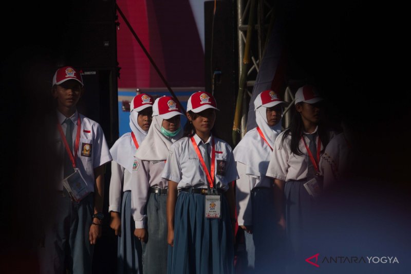 BUMN HADIR-BUMN RAYAKAN HUT ke-73 RI di Kulon Progo