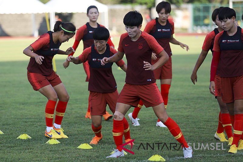 Latihan Timnas Sepak Bola Wanita China