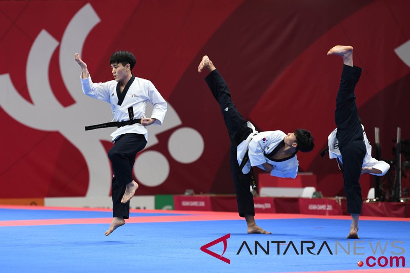 Taekwondo Final Poomsae Beregu Putra-Darma-4
