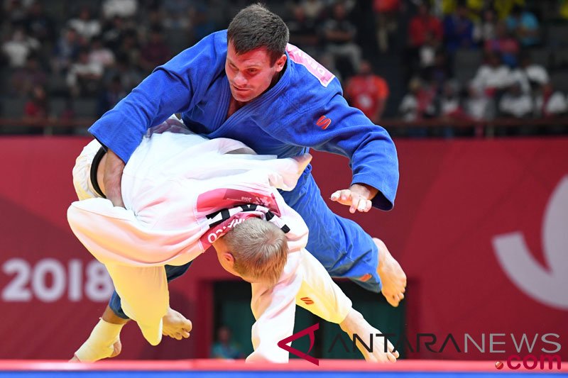 Tim judo Jepang melaju ke final regu campuran
