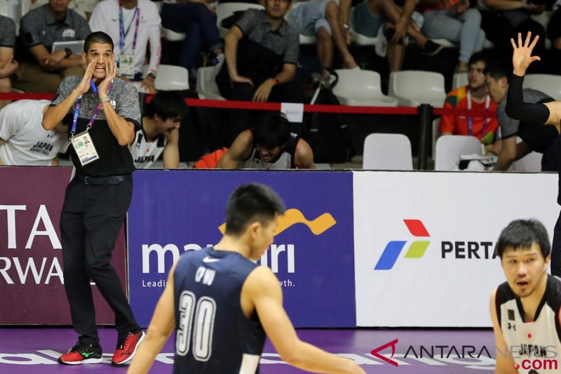 Menang lawan Hong Kong, pelatih basket putra Jepang berlinang air mata