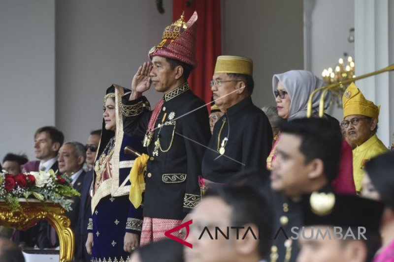 HUT RI ISTANA MERDEKA