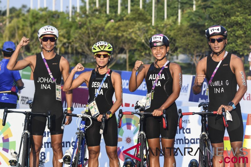 Asian Games (triathlon) - Japan wins gold medal in triathlon mixed relay