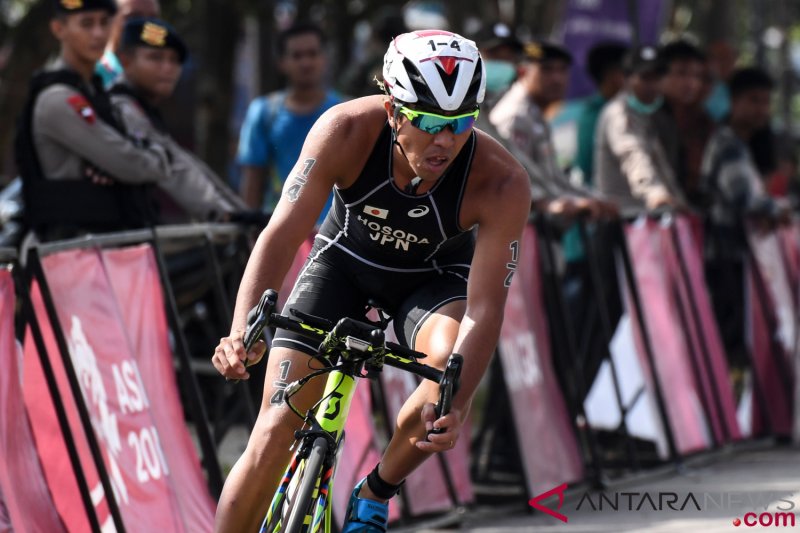 Triathlon Campuran