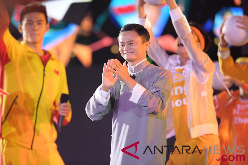 Asian Games - Jack Ma introduces Hangzhou in 2018 Asian Games closing ceremony