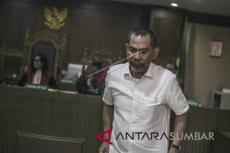 SIDANG PUTUSAN ABDUL LATIF