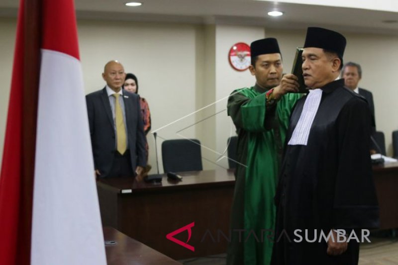 SUMPAH ADVOKAT YUSRIL IHZA MAHENDRA