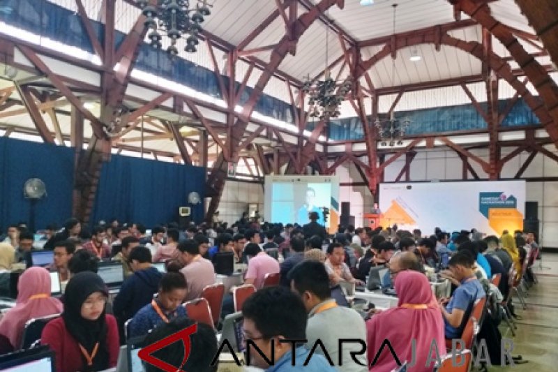 Amazon Web Services beri pelatihan kepada 600 mahasiswa di ITB