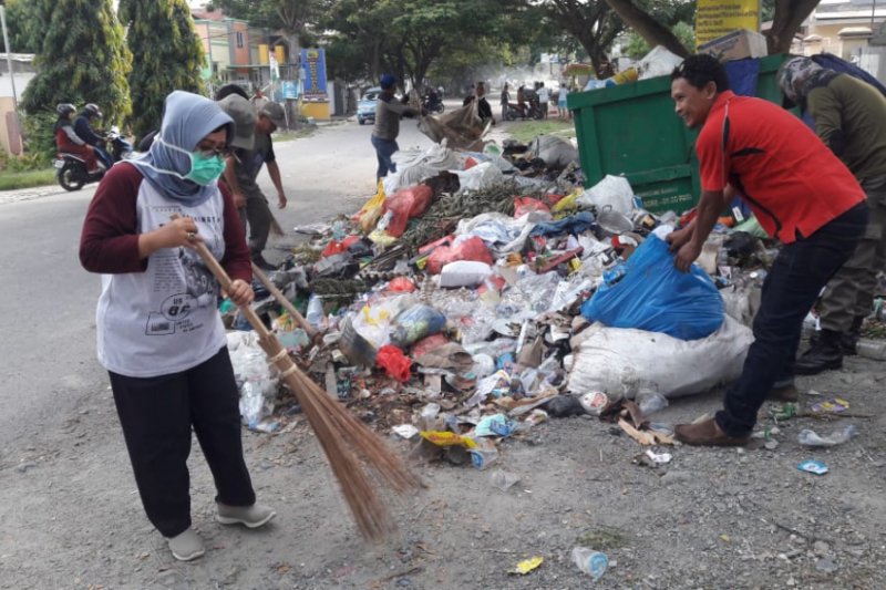 Ribuan ASN Pemprov Sulteng dikerahkan bersihkan Kota Palu
