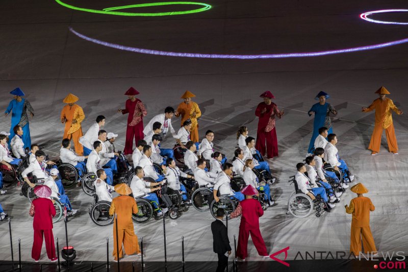 Defile Kontingen Atlit Asian Para Games 2018